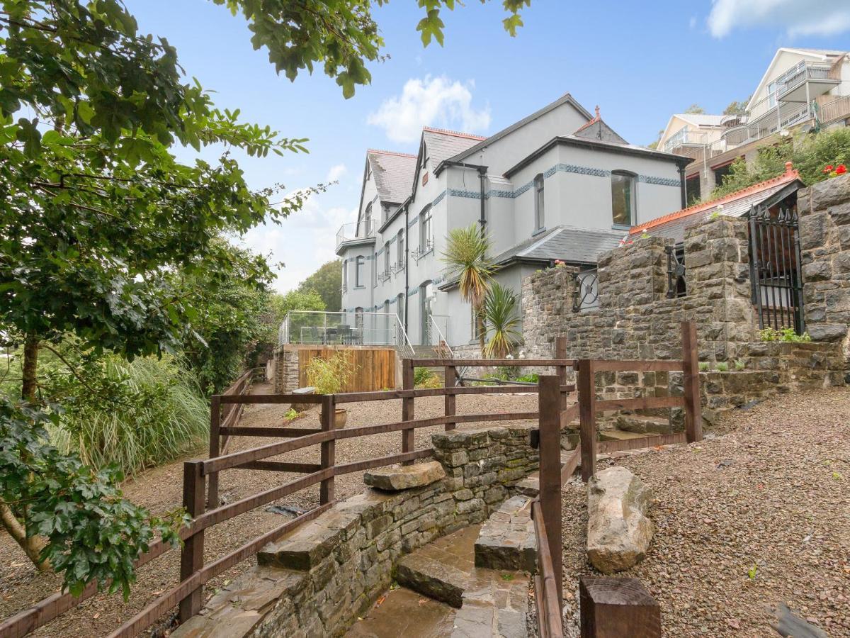 Вилла Pendine Manor Экстерьер фото