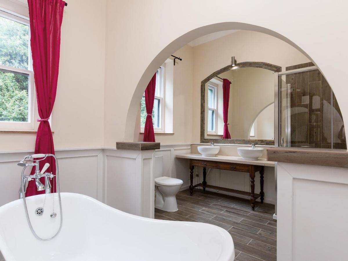Вилла Pendine Manor Экстерьер фото